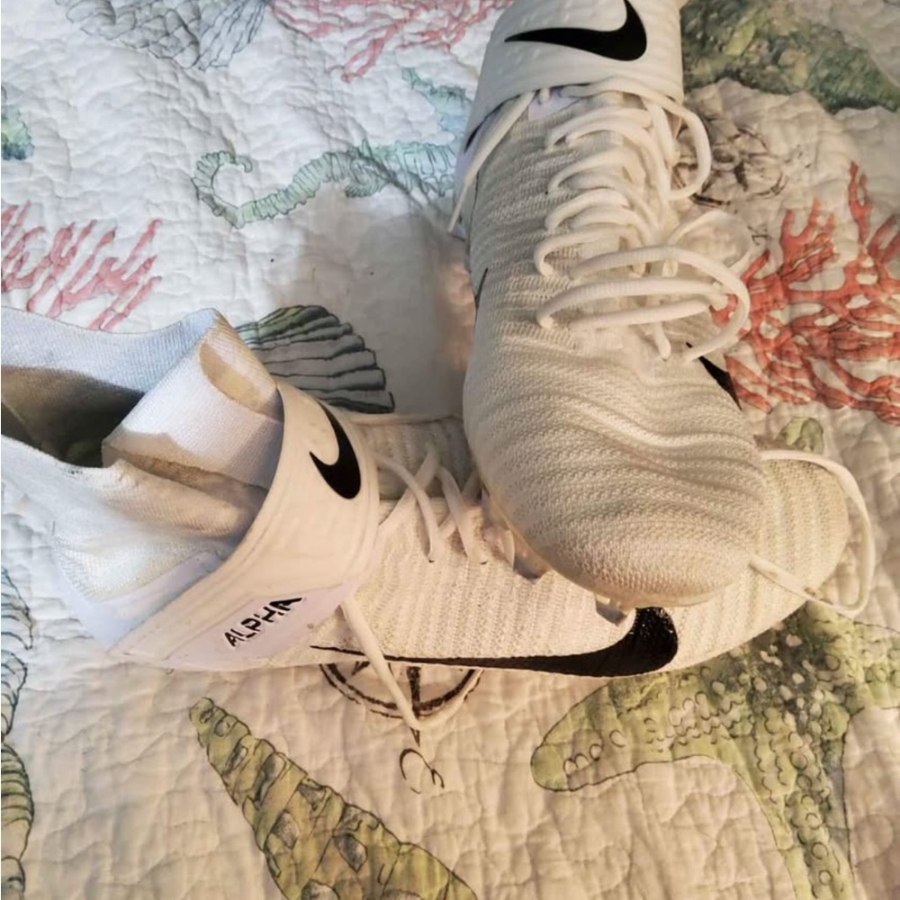 Nike Flyknit White Cleats for football